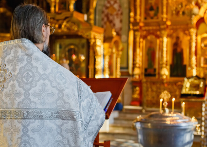 Священники Русской православной церкви просят прекратить "братоубийственную войну в Украине"