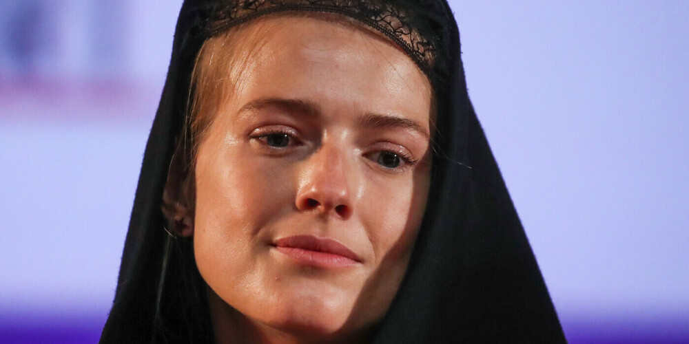 "Мы плачем каждый день": жена гендиректора Первого канала о войне в Украине