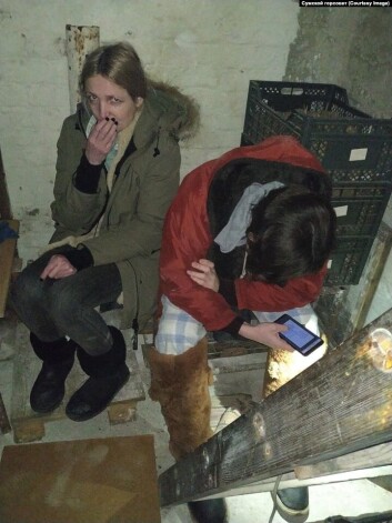 Наталья Серебрякова и ее сын в подвале