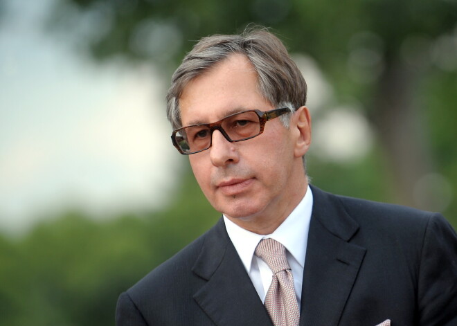 Krievu miljardieris Avens komentējis lēmumu viņam atņemt Triju Zvaigžņu ordeni