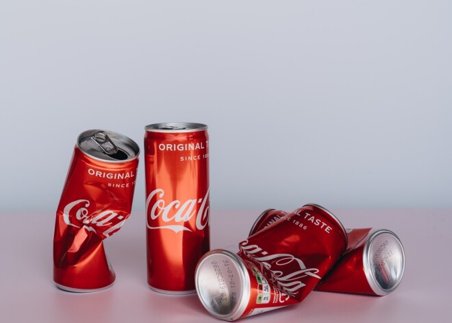 Coca-Cola отказалась уходить с российского рынка: в Украине призвали к бойкоту компании