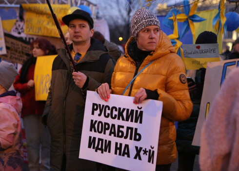 Ukrainas atbalsta protests pie Krievijas vēstniecības Rīgā.