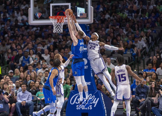 Bertānam septiņi punkti "Mavericks" uzvarā pār "Kings"