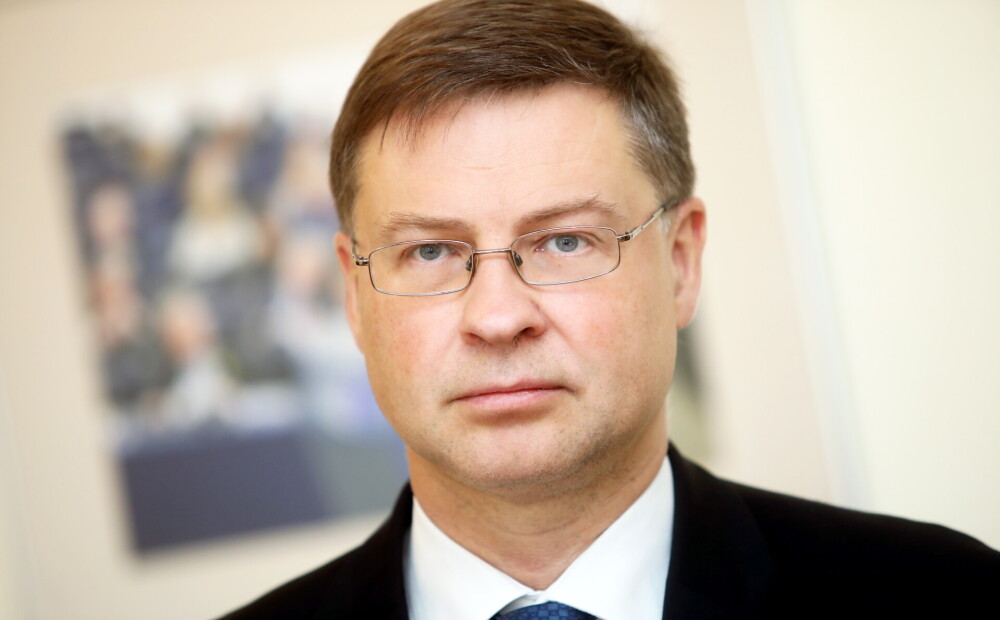 Dombrovskis: sankciju lēmumos par Krieviju neviena opcija nav noņemta no dienas kārtības