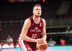 Latvijas basketbola izlases uzbrucējs Artūrs Strautiņš.