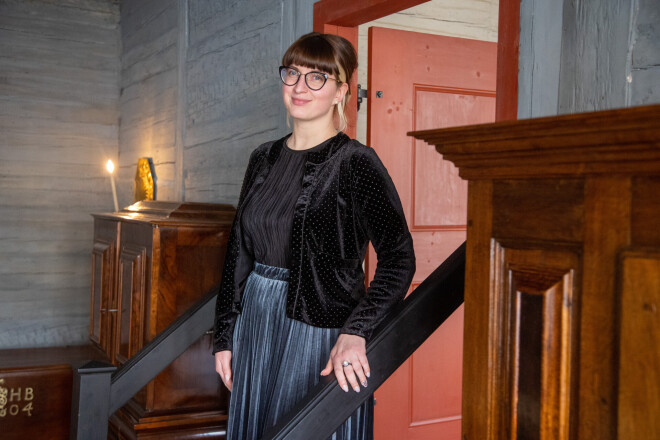 “Ēka salikta gadsimtu senā veidolā atpakaļ kā puzle,” lepojas interjera muzeja vadītāja Ieva Dzintare.