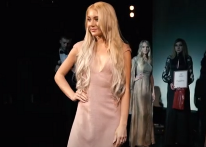 Пропавшую год назад модель Гретту Ведлер нашли мертвой в чемодане