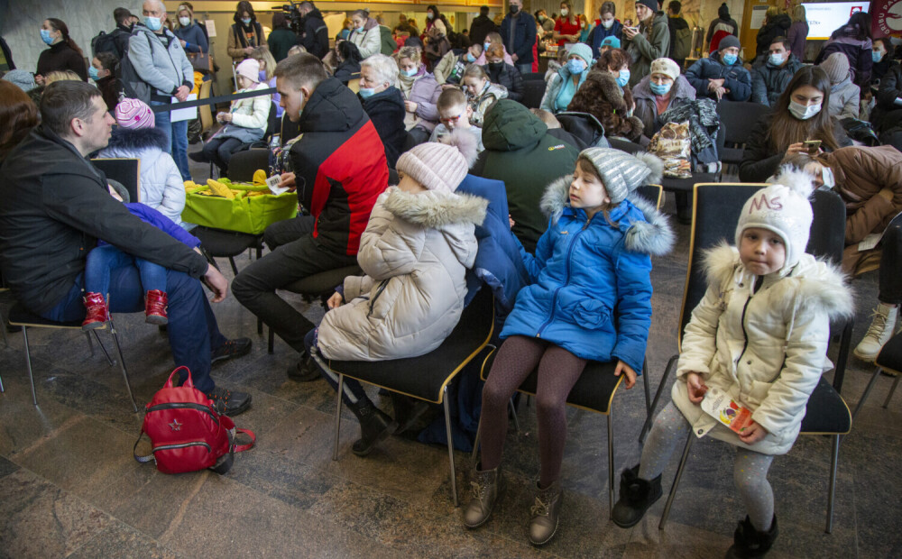 Staķis: ukraiņu bēgļu vecākiem piedāvā bērnus sūtīt latviešu valodas plūsmas skolās