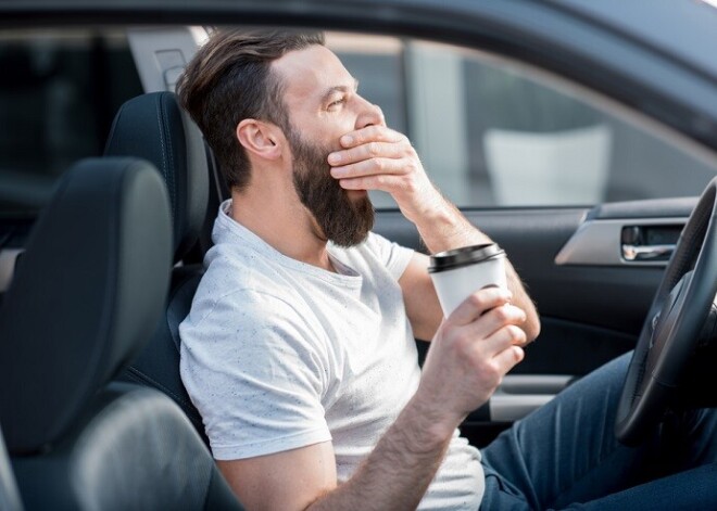 Опрос: многие люди страдают от сонливости днем, даже если выспались ночью