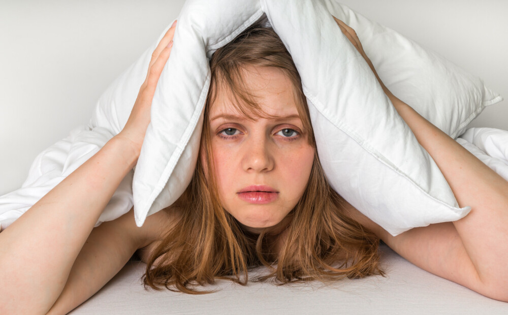 Septiņas it kā nekaitīgas pazīmes, kad steigšus jāmeklē miega speciālista palīdzība
