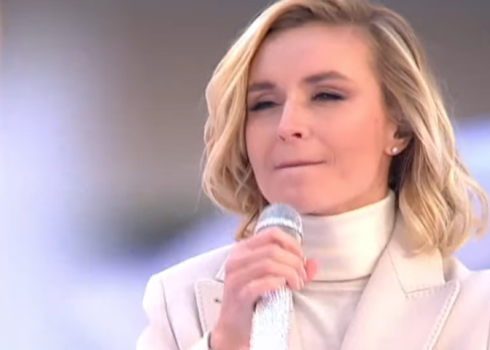 Krievu dziedātāja Polina Gagarina