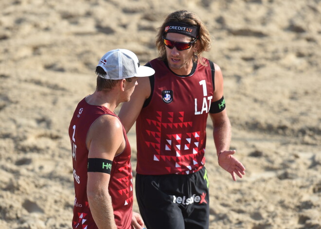 Šmēdiņš/Samoilovs iekļūst "Pro Beach Tour - Challenge" sacensību pusfinālā