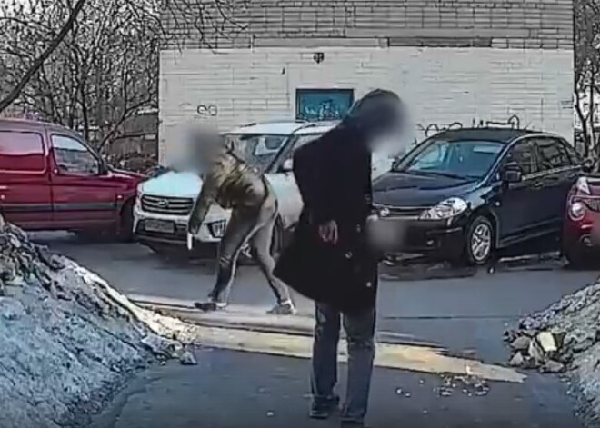 Ревнивец облил кислотой двух взрослых и одного ребенка