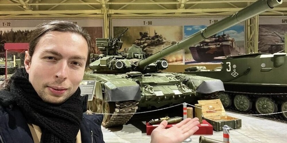 Par Kremļa slavināšanu un kara Ukrainā attaisnošanu apcietināts blogeris Kirils Fjodorovs