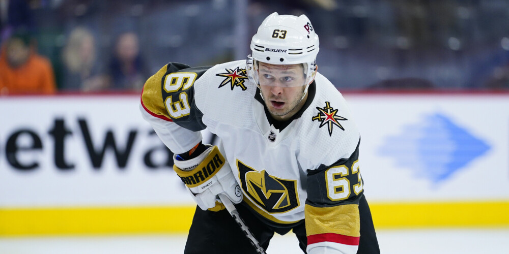NHL atceļ krievu hokejistu Dadonova aizmainīšanu, jo komanda nebija izlasījusi uzbrucēja iepriekšējo līgumu