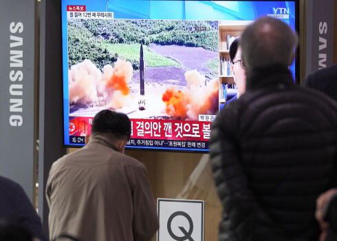 Ziemeļkoreja palaiž jaunu starpkontinentālo ballistisko raķeti, saasinot attiecības ar Dienvidkoreju un ANO