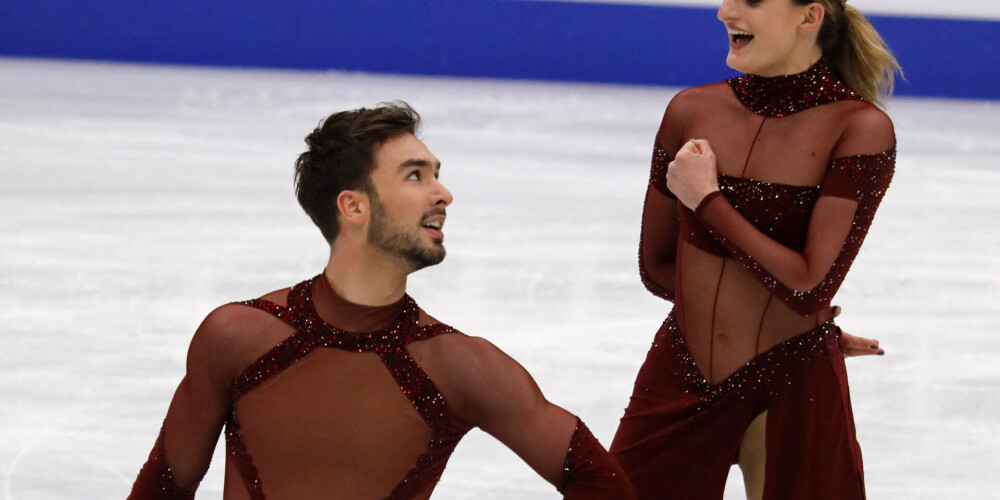 Olimpiskie čempioni Gabriela Papadakis un Gijoms Sizerons.