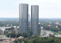 Skats uz daudzfunkcionālo kompleksu "Z-Towers" Pārdaugavā, kas mainījis nosaukumu uz "Zunda Towers".