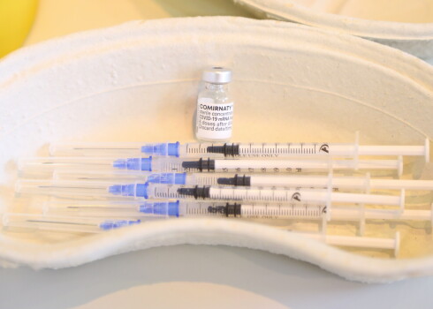 Latvija ANO vakcīnu sadales mehānismā nodevusi ap miljonu vakcīnu pret Covid-19