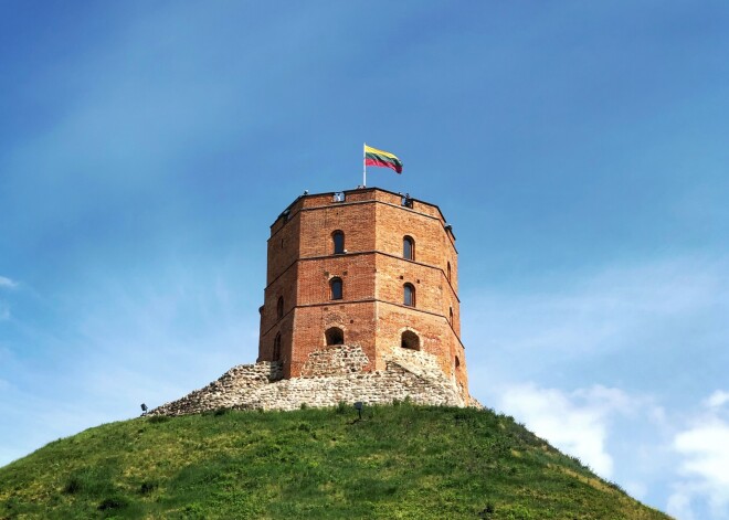 Puse Lietuvas iedzīvotāju Krievijas uzbrukuma gadījumā iesaistītos bruņotā pretestībā, noskaidrots aptaujā