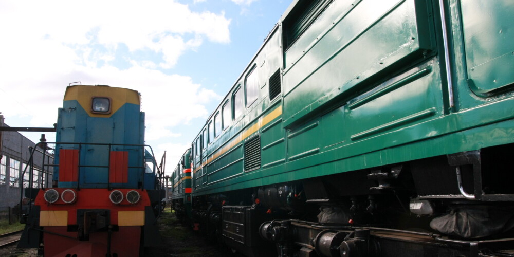 Даугавпилсский локомотиворемонтный завод увольняет 240 человек