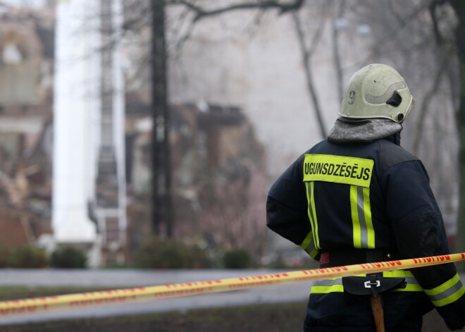 Aizvadītajā diennaktī ugunsgrēkos cietuši divi cilvēki