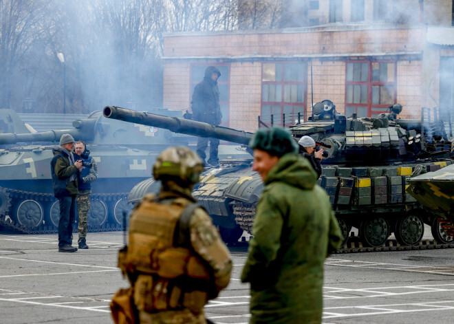 Ukrainas vēstnieks: "Pēc sava sākotnējā zibenskara plāna izgāšanās Krievijas karaspēks pārgājis pie plāna "B""