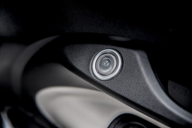 "Fiat 500e".