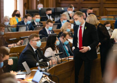 Spļāviens ģimenei vai balsojums par tiesiskumu? Deputātiem pretēji uzskati par Civilās savienības likumprojektu