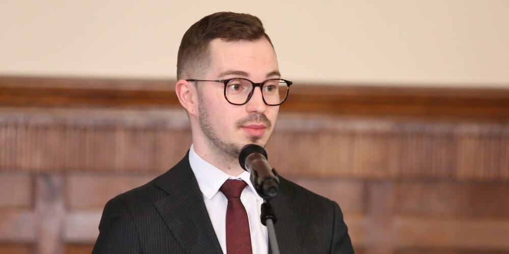 Pēc tikšanās ar Kariņu VARAM ministrs nemaina viedokli par Rīgas attīstības plānu
