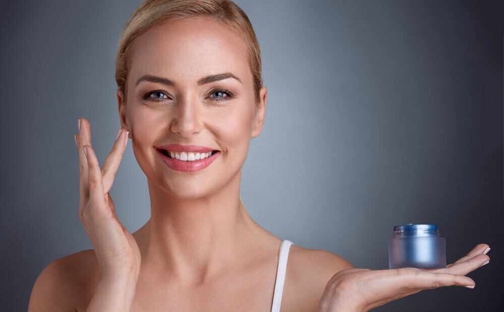 Kas jādara, lai āda novecotu lēnāk - dermatoloģes ieteikumi