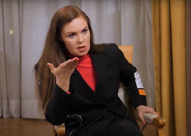 Завихрения и Ленин: телеведущая Екатерина Андреева объясняет, почему в России все не так