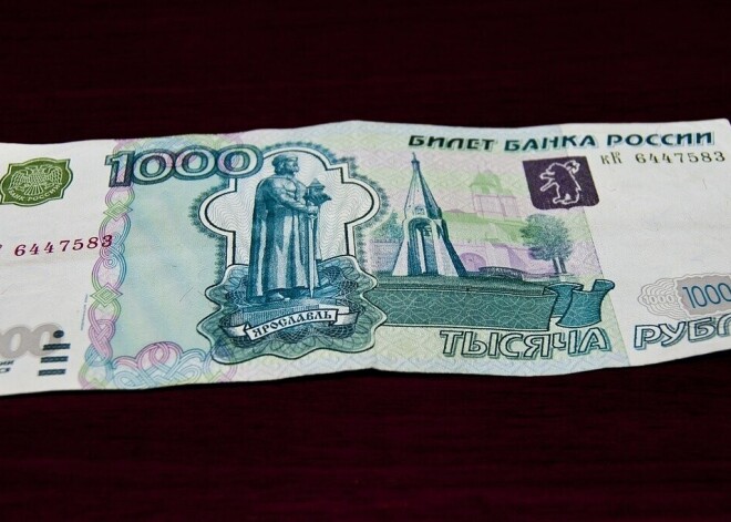 Кариньш: Латвия не будет платить за газ рублями