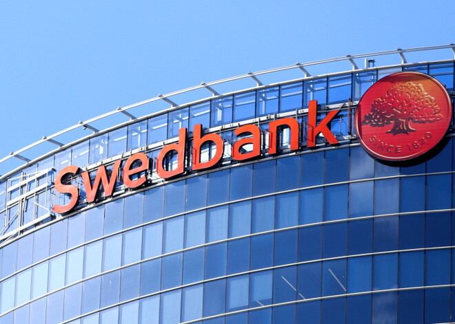 Swedbank понизил прогноз роста ВВП Латвии на этот год; рост зарплаты сократится