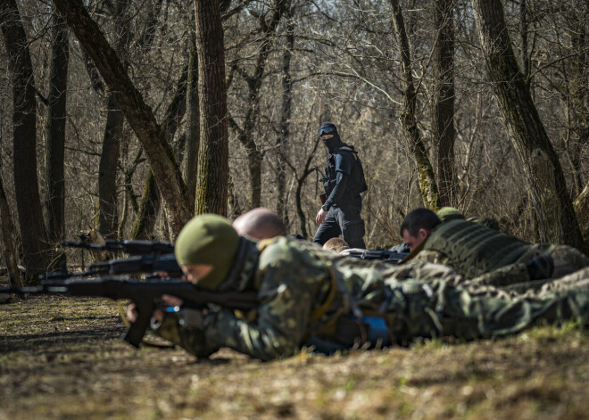 Līdz šim saņemti 11 Latvijas iedzīvotāju pieteikumi karot Ukrainā