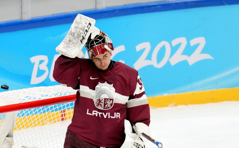 Latvijas hokeja izlasei pasaules čempionātā gaidāmi būtiski robi vārtsargu un aizsargu līnijās
