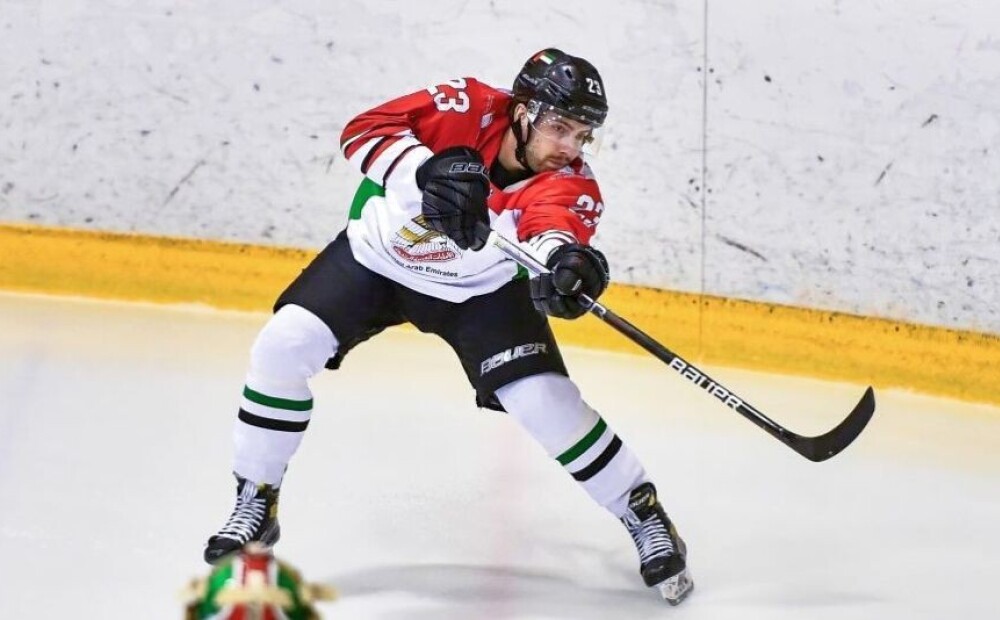 Latvijas hokejists Remess palīdz AAE uzvarēt pasaules čempionāta trešajā divīzijā