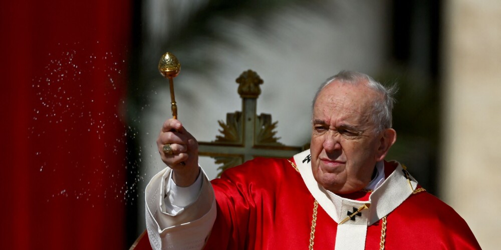 Pūpolsvētdienas misē pāvests Francisks nosoda "kara neprātu"