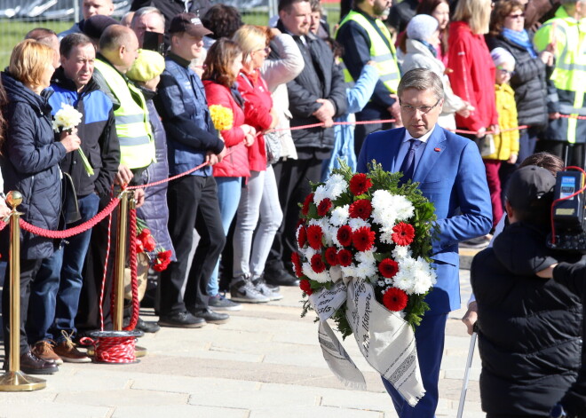 Ушаков: масштабные торжественные мероприятия 9 мая в Латвии вряд ли повторятся