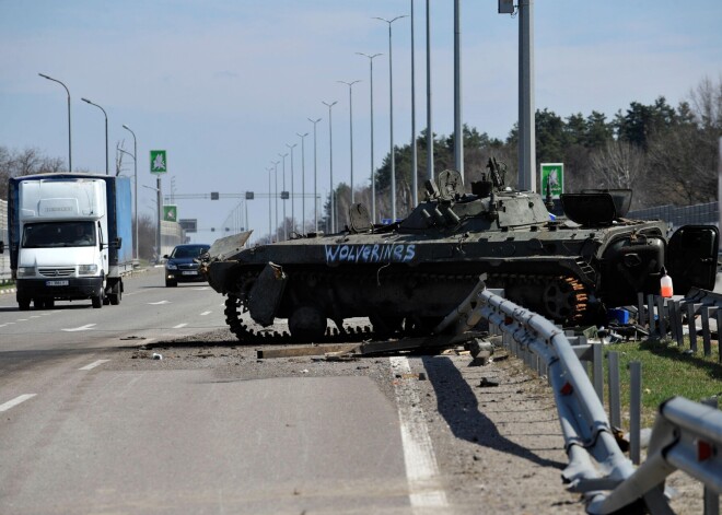 Okupantu dzīvā spēka zaudējumi tuvojas 20 000, ziņo Ukraina