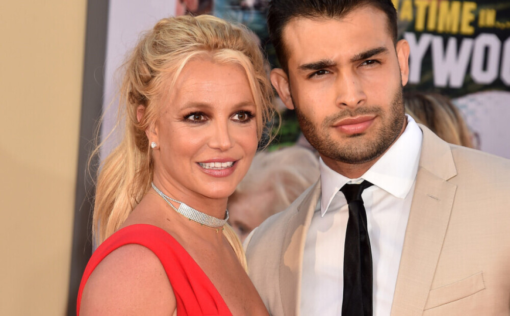 Britney Spears says she is expecting her third child