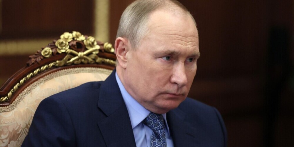 Putins par karu Ukrainā: "Mēs palīdzam un glābjam cilvēkus"
