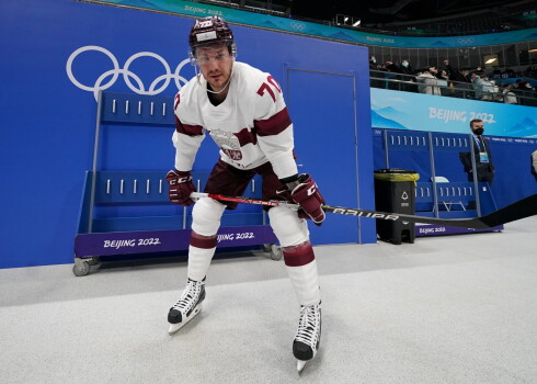 Jau šonedēļ Latvijas hokeja izlasei pievienosies vairāki potenciālie līderi