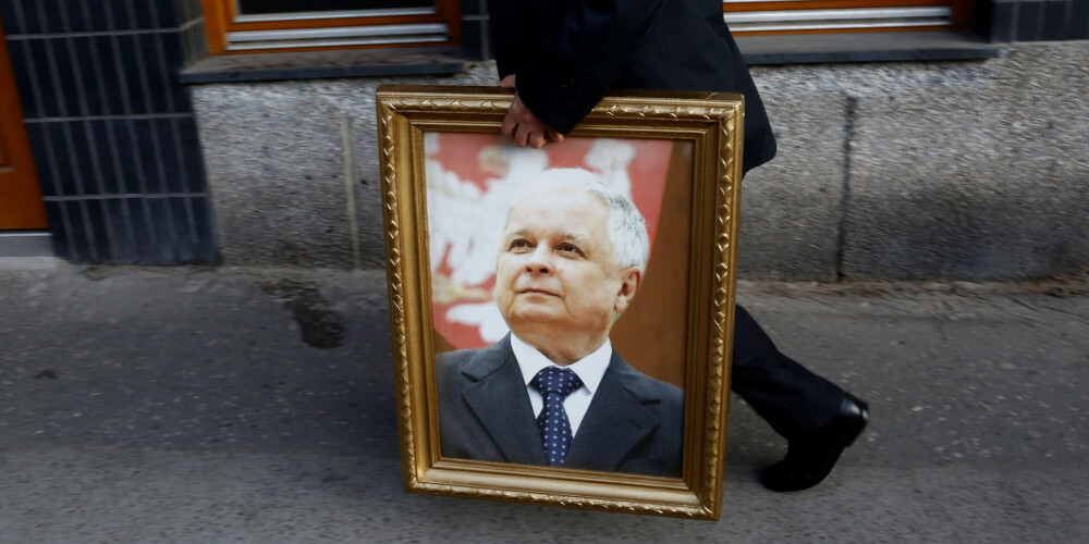 Smoļenskas aviokatastrofu, kurā bojā gāja toreizējais Polijas prezidents Kačiņskis, izraisīja lidmašīnā paslēpti spridzekļi