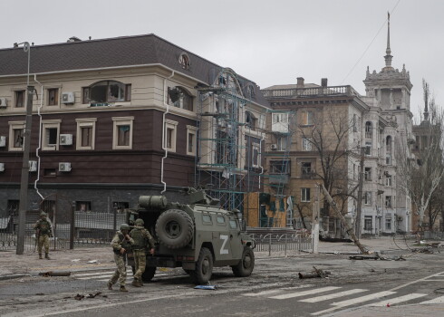 Kopš 1.marta Krievijas karavīri ir bloķējuši Ukrainas ostas pilsētu Mariupoli, izraisot pilsētā humāno katastrofu.