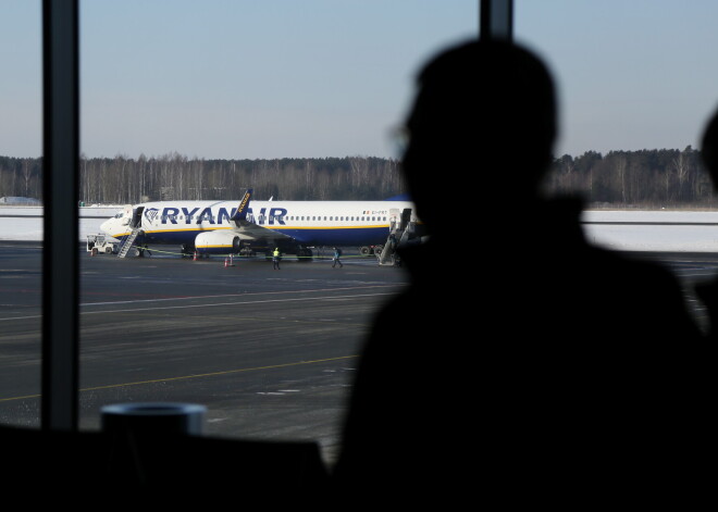 Tiesa liek "Ryanair" samaksāt 600 000 eiro desmit atlaistiem darbiniekiem Lietuvā