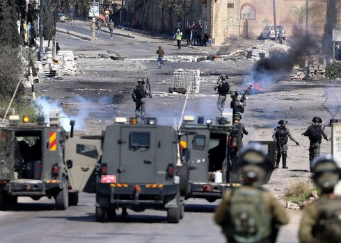 Jeruzalemē palestīniešu sadursmēs ar Izraēlas policiju vairāk nekā 150 ievainoto