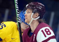 Latvijas hokeja izlases treniņiem pievienojies Rodrigo Ābols