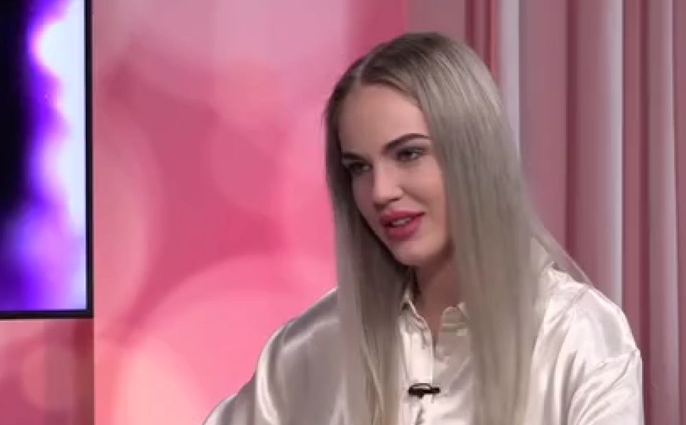 VIDEO: “X factor” star Adriana Miglāne talks about getting to know her husband