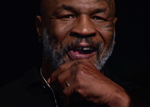 Maikam Taisonam ir ļoti intriģējoša teorija par bagātnieku izklaidēm ar bezpajumtniekiem.